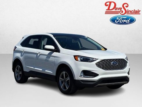 Used 2024 Ford Edge SEL w/ Convenience Package image 4