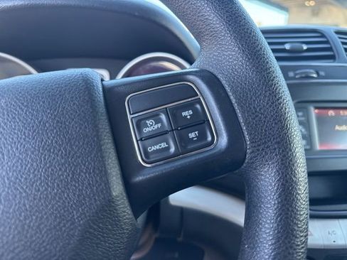 Used 2018 Dodge Journey SE image 24