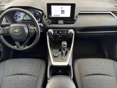 Used 2025 Toyota RAV4 XLE w/ Convenience Package AWD/4WD image 17