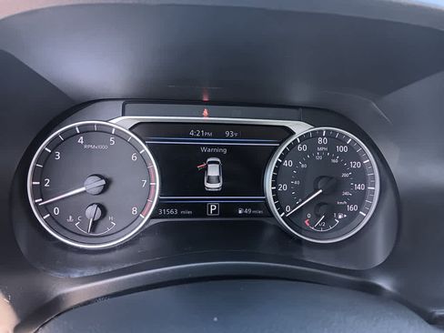 Used 2023 Nissan Sentra SV FWD image 24