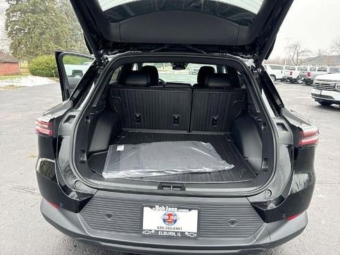 New 2026 Chevrolet Equinox EV LT w/ LPO, All-Weather Mat Package AWD/4WD image 24