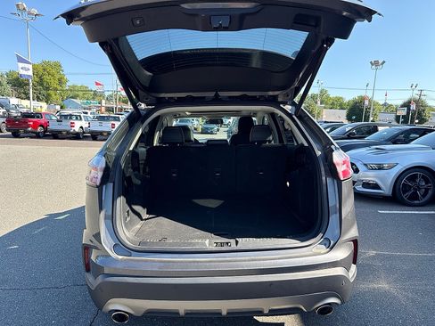 Used 2023 Ford Edge Titanium AWD/4WD image 7