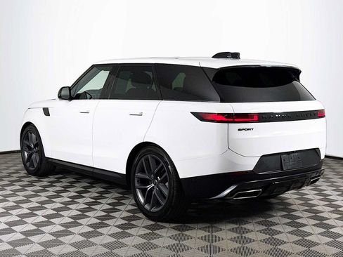Used 2024 Land Rover Range Rover Sport SE AWD/4WD image 7