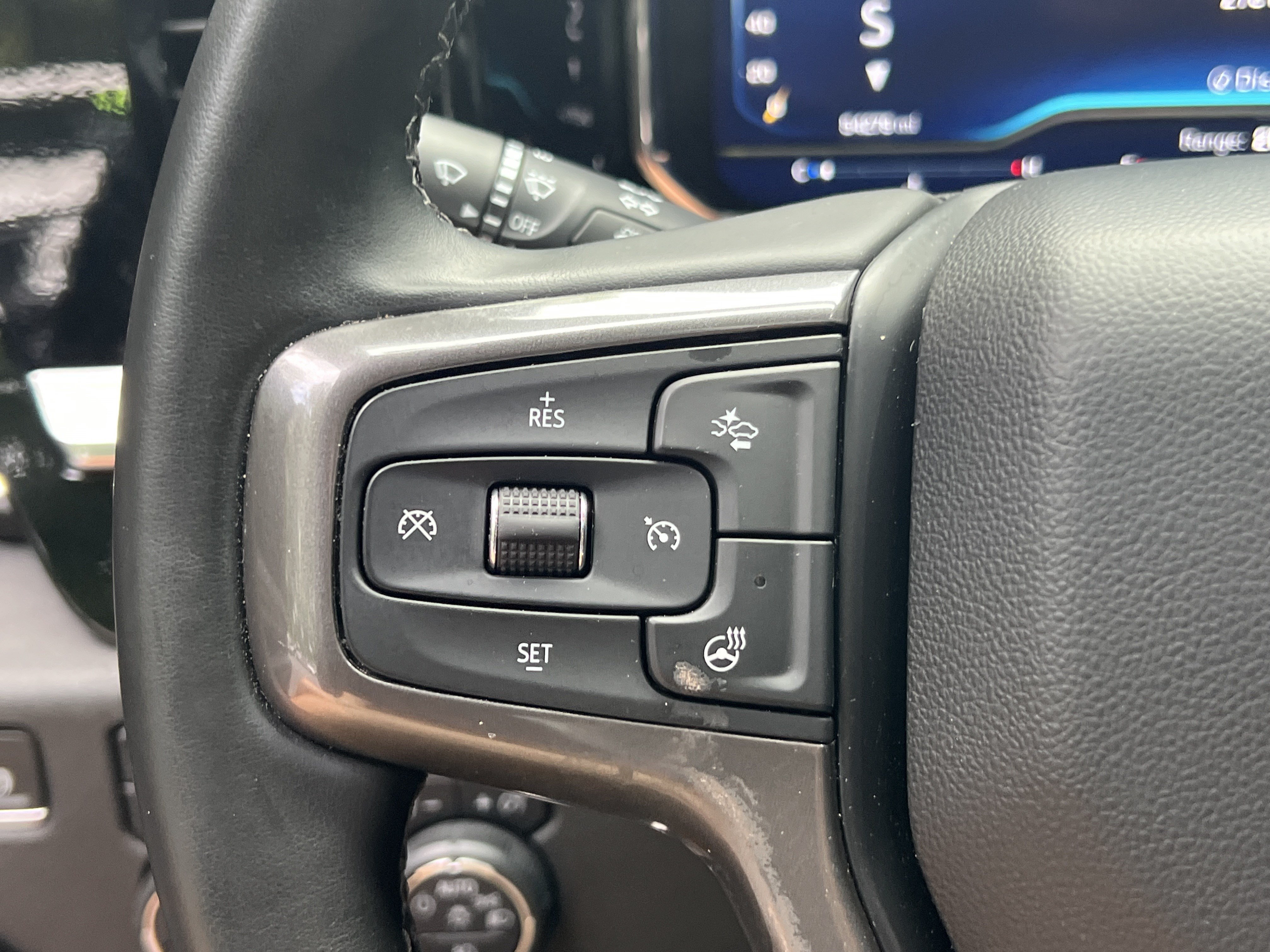 Certified 2024 Chevrolet Silverado 2500 High Country w/ High Country Premium Package AWD/4WD image 28