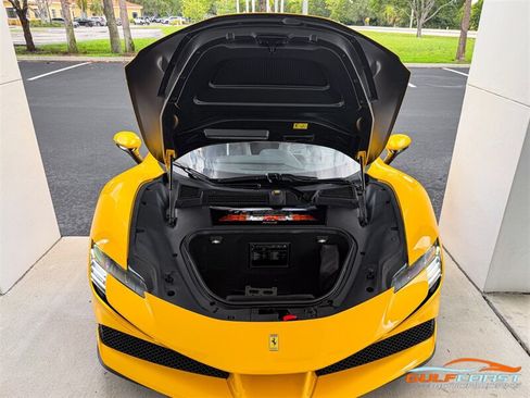 Used 2024 Ferrari SF90 Spider AWD/4WD image 36