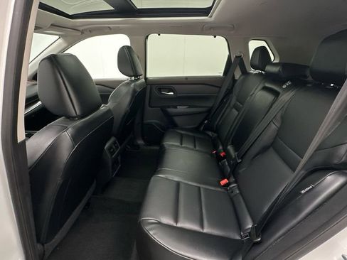 Certified 2023 Nissan Rogue SV w/ SV Premium Package AWD/4WD image 10