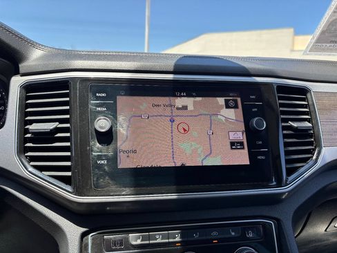 Used 2019 Volkswagen Atlas SEL FWD image 21