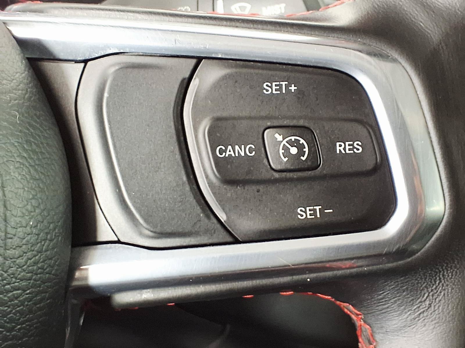 Used 2020 Jeep Gladiator Rubicon AWD/4WD image 16