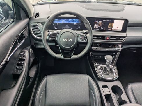 Used 2024 Kia Seltos SX image 14