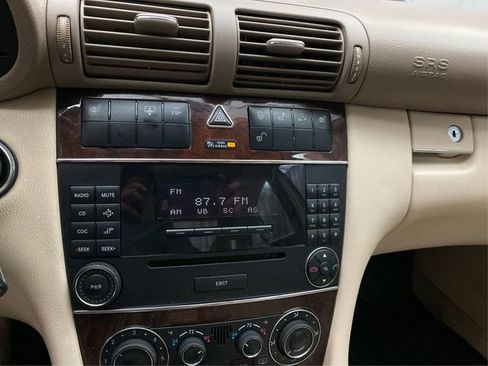 Used 2005 Mercedes-Benz C 320 4MATIC Sedan image 30