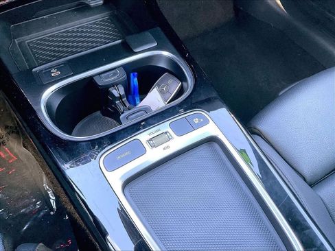 Used 2025 Mercedes-Benz CLA 250 4MATIC image 33