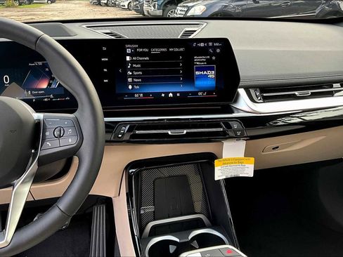 New 2025 BMW X1 xDrive28i w/ Technology Package image 6