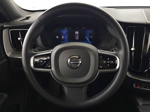Used 2025 Volvo XC60 T8 Ultra AWD/4WD image 18