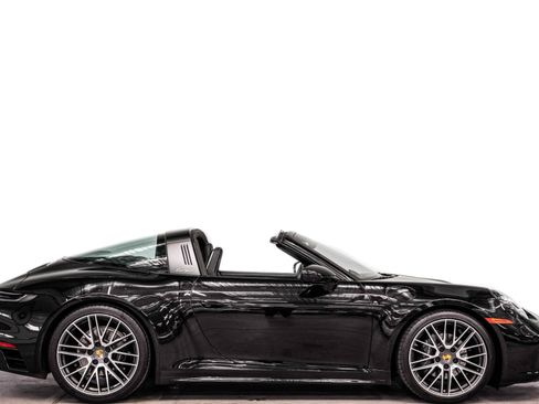 Used 2024 Porsche 911 Targa 4 w/ Sport Package AWD/4WD image 2
