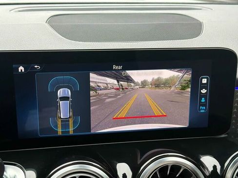 Certified 2024 Mercedes-Benz GLB 250 4MATIC image 26