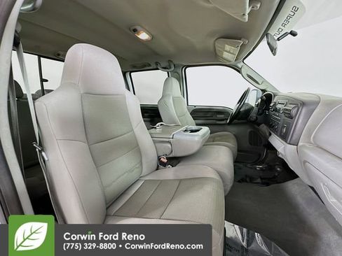 Used 2005 Ford F250 Lariat image 24