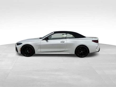 Certified 2025 BMW 440i xDrive Convertible w/ Premium Package image 2