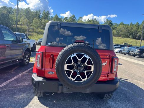 Used 2024 Ford Bronco Outer Banks AWD/4WD image 6