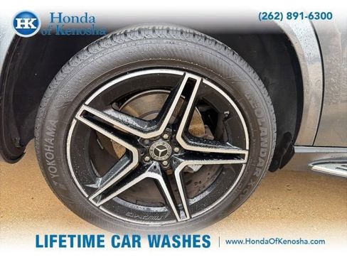 Used 2022 Mercedes-Benz GLS 450 4MATIC image 3