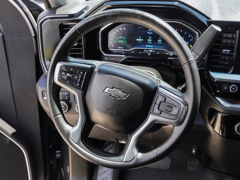 Used 2024 Chevrolet Silverado 1500 RST AWD/4WD image 32