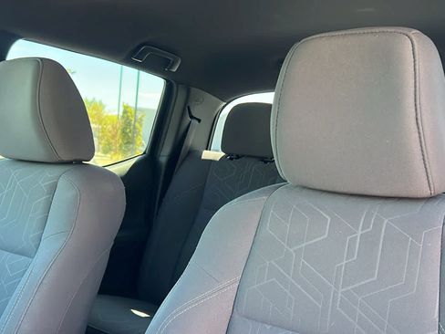 Used 2019 Toyota Tacoma TRD Sport w/ Technology Package AWD/4WD image 11