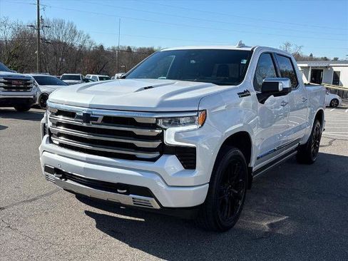 Certified 2024 Chevrolet Silverado 1500 High Country image 4