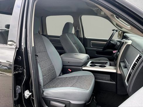 Used 2017 RAM 1500 Big Horn image 9