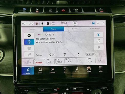 Used 2022 Jeep Grand Cherokee Limited 4xe w/ Luxury Tech Group II AWD/4WD image 13