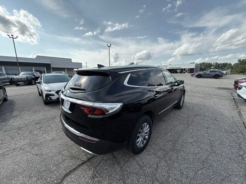 Used 2023 Buick Enclave Essence w/ LPO, Floor Liner Package FWD image 4