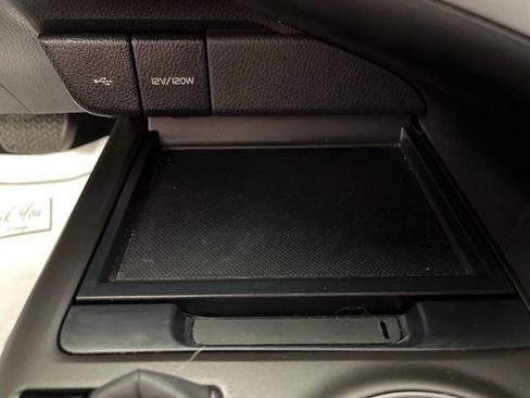 Used 2023 Toyota Camry SE image 28