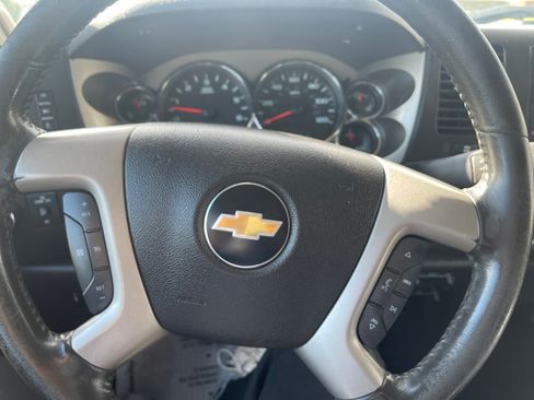 Used 2013 Chevrolet Silverado 2500 LT w/ Interior Plus Package AWD/4WD image 19