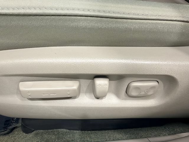 Used 2015 Honda Pilot SE image 36
