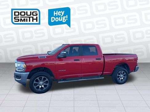 Used 2024 RAM 2500 Big Horn AWD/4WD image 2