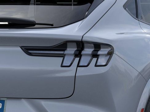 New 2025 Ford Mustang Mach-E Premium image 21