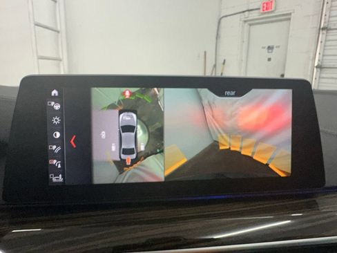 Used 2018 BMW 540i RWD image 20