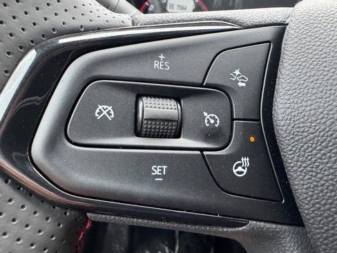 New 2026 Chevrolet Trax RS FWD image 31