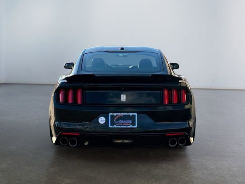 Used 2017 Ford Mustang Shelby GT350 image 6
