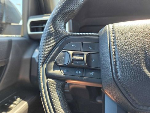 Used 2024 Toyota Tacoma SR5 AWD/4WD image 35