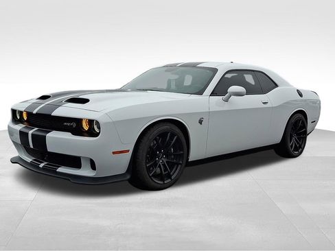 Used 2023 Dodge Challenger SRT Hellcat image 3