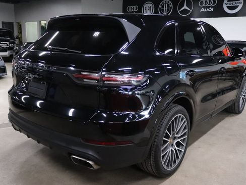 Used 2019 Porsche Cayenne image 5