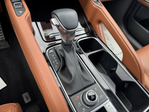 Used 2024 Kia Telluride SX X-Pro AWD/4WD image 8