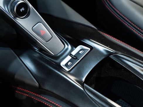 Used 2020 Ferrari 812 Superfast RWD image 45