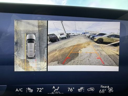 Used 2025 Buick Enclave Preferred image 10