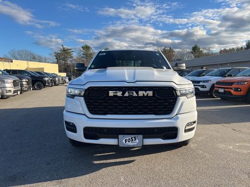 New 2026 RAM 1500 4x4 Crew Cab image 2