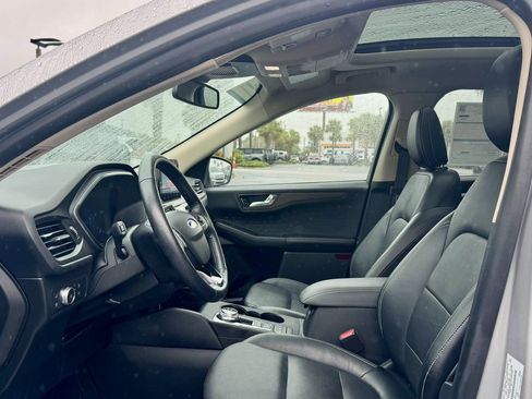 Certified 2020 Ford Escape Titanium w/ Titanium Premium Package 2.0 image 21