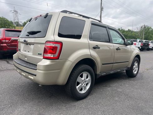 Used 2011 Ford Escape XLT w/ 202A Rapid Spec Order Code FWD image 6