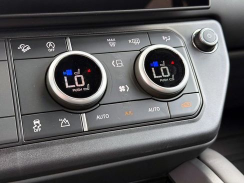 New 2026 Land Rover Defender 110 S AWD/4WD image 25