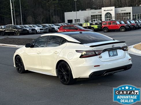 Used 2023 Nissan Maxima SR w/ Sport Mat Group image 3
