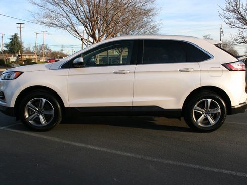 Used 2019 Ford Edge SEL w/ Equipment Group 201A image 8