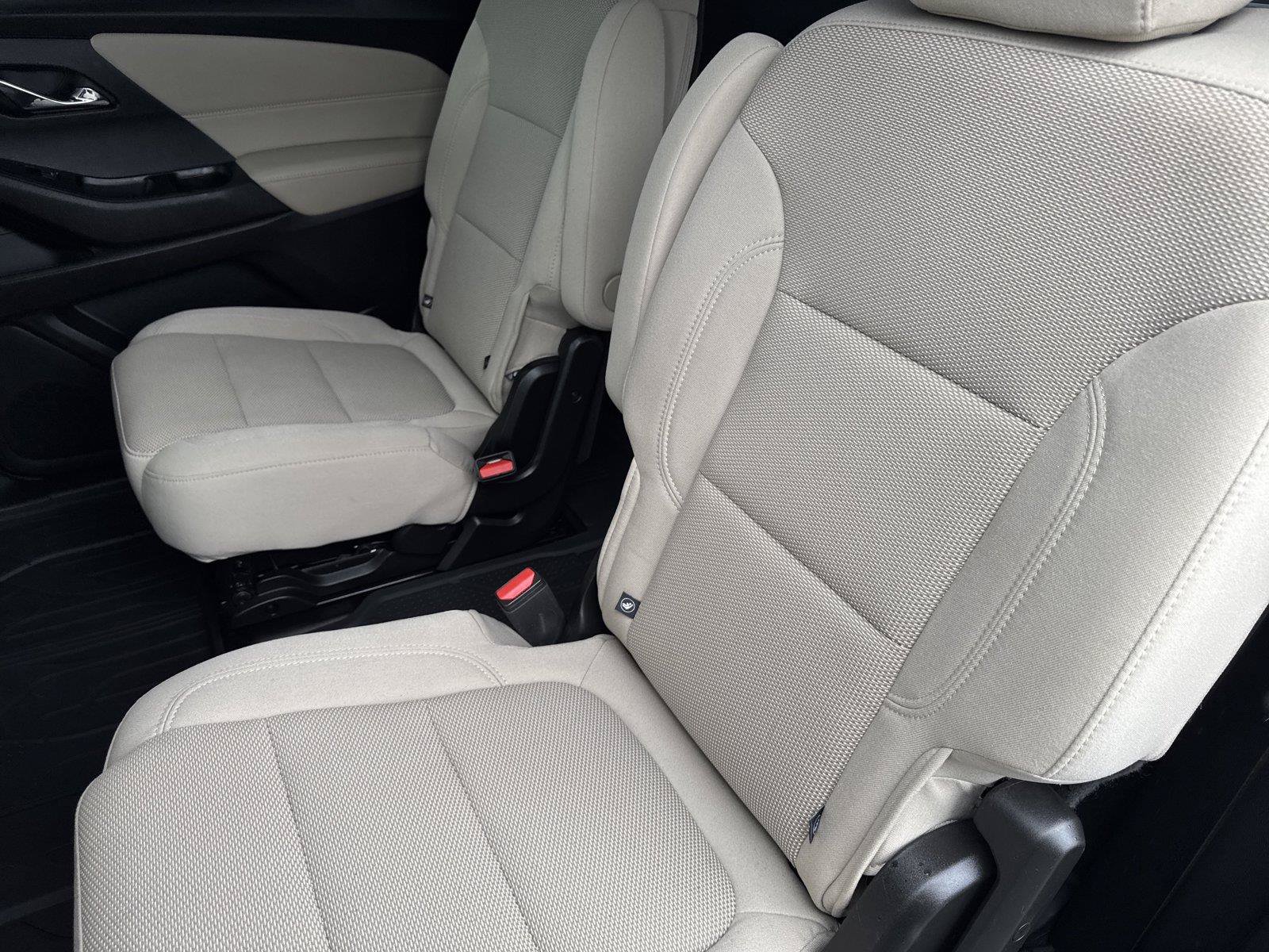 Used 2023 Chevrolet Traverse LT FWD image 31